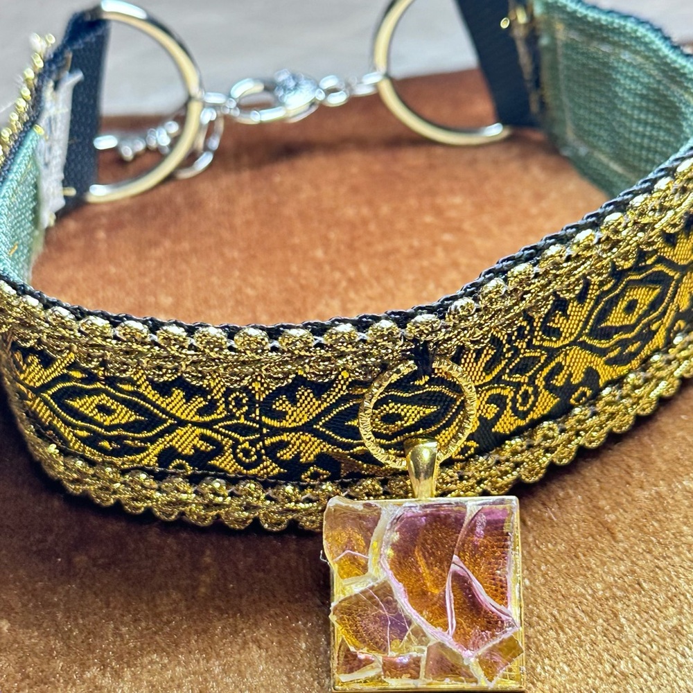 OOAK Handmade Gold Brocade Choker + Mosaic Glass Pendant – Boho Collar Nexklace - Picture 11 of 15
